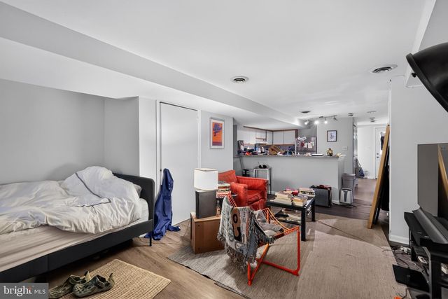 1819 RIGGS PL NW, Washington, DC 20009
