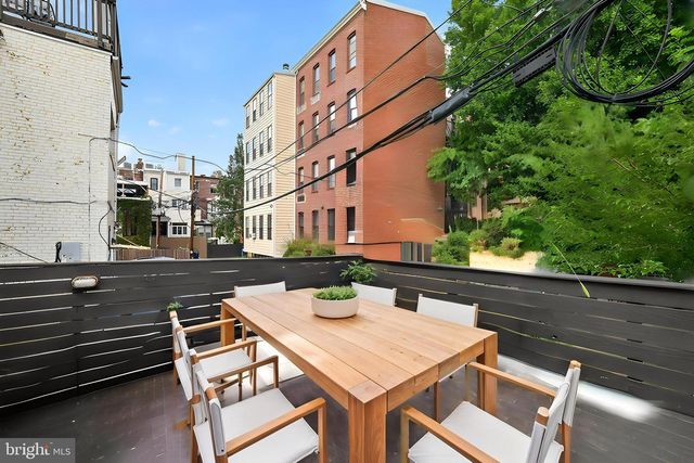 1819 RIGGS PL NW, Washington, DC 20009