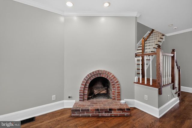 1819 RIGGS PL NW, Washington, DC 20009