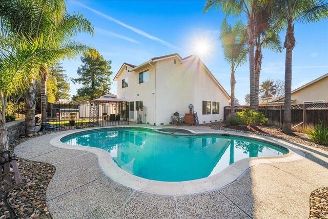 48830 Big Horn Ct, Fremont, CA 94539