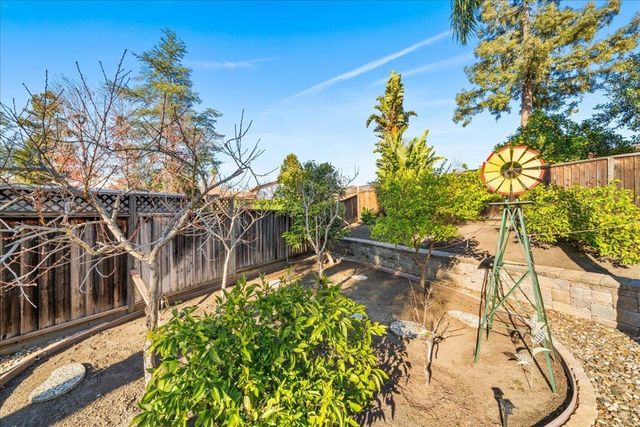 48830 Big Horn Ct, Fremont, CA 94539