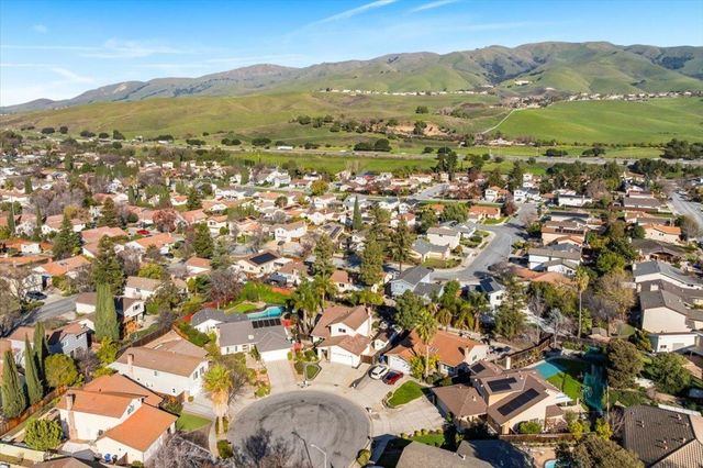 48830 Big Horn Ct, Fremont, CA 94539