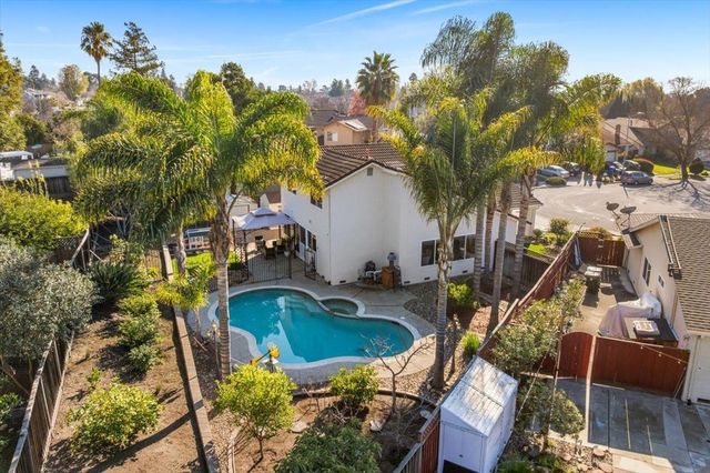 48830 Big Horn Ct, Fremont, CA 94539