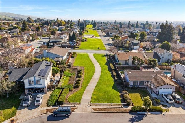 48830 Big Horn Ct, Fremont, CA 94539