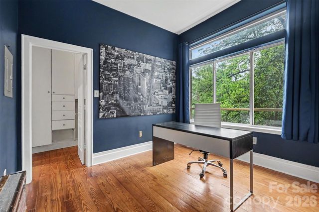404 N Laurel Avenue 15, Charlotte, NC 28204