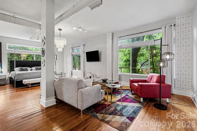 404 N Laurel Avenue 15, Charlotte, NC 28204
