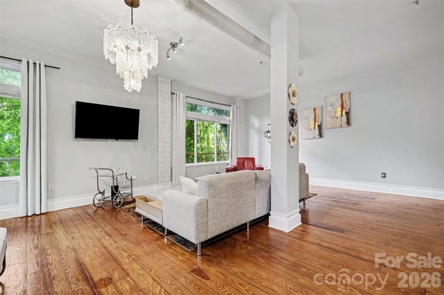 404 N Laurel Avenue 15, Charlotte, NC 28204