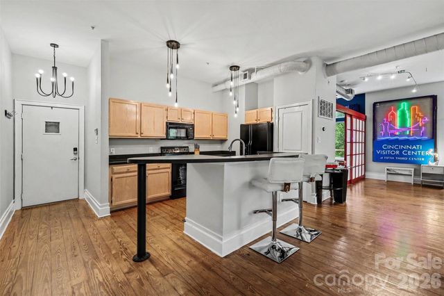 404 N Laurel Avenue 15, Charlotte, NC 28204