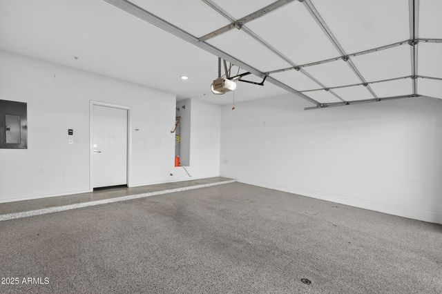 2349 E HIDALGO Avenue, Phoenix, AZ 85040