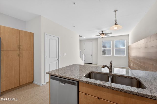 2349 E HIDALGO Avenue, Phoenix, AZ 85040