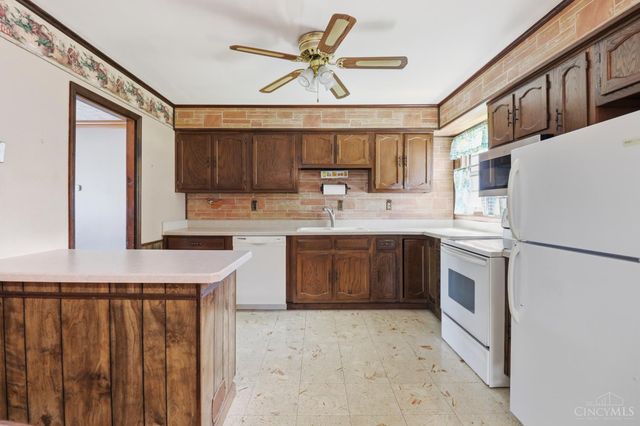 6 Arrowhead Court, Harrison, OH 45030