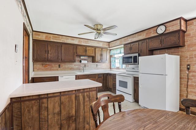 6 Arrowhead Court, Harrison, OH 45030
