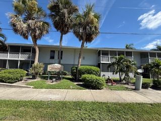 1849 Maravilla AVE B3, Fort Myers, FL 33901