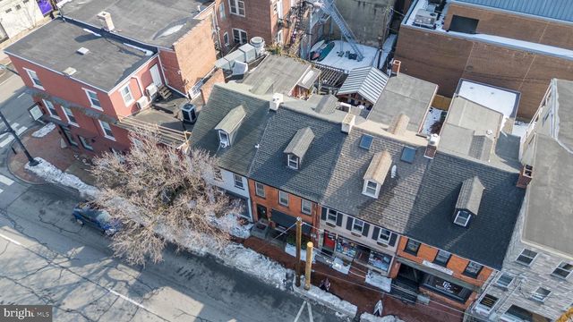 110 W ORANGE ST, Lancaster, PA 17603