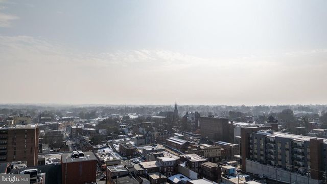 110 W ORANGE ST, Lancaster, PA 17603
