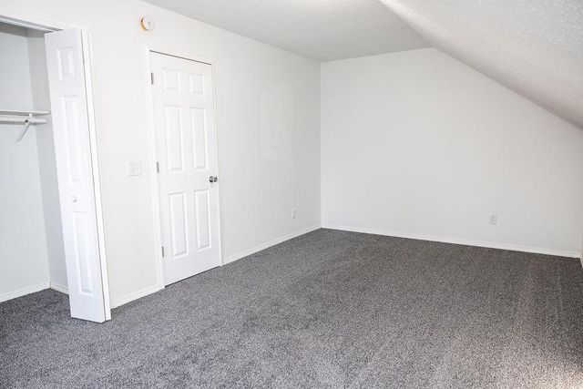 221 W Howard Street, Hibbing, MN 55746