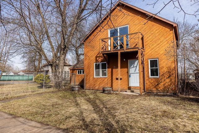 221 W Howard Street, Hibbing, MN 55746