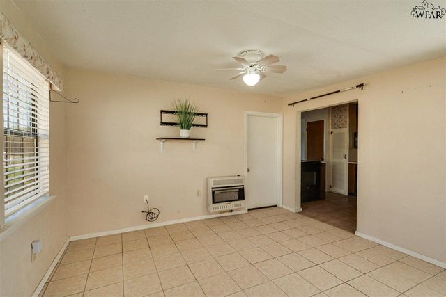 125 JAMES DRIVE, Iowa Park, TX 76367