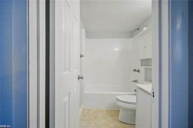 3200 Lynnhaven Dr Apt 202, Virginia Beach, VA 23451