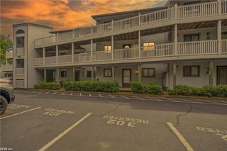 3200 Lynnhaven Dr Apt 202, Virginia Beach, VA 23451