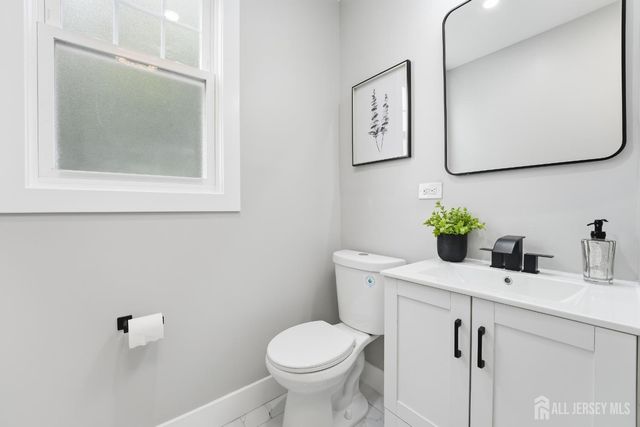 214 Montgomery Street 1, Highland Park, NJ 08904