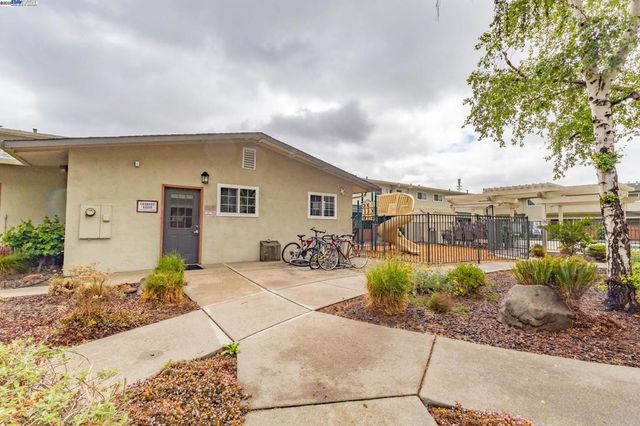 700 Fargo Ave 5, San Leandro, CA 94579