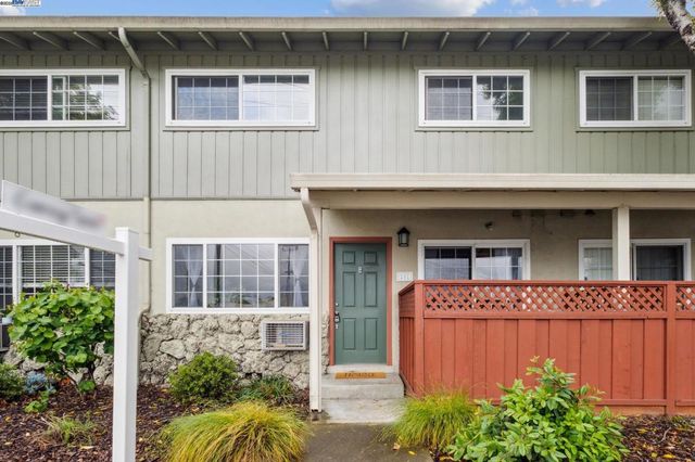 700 Fargo Ave 5, San Leandro, CA 94579