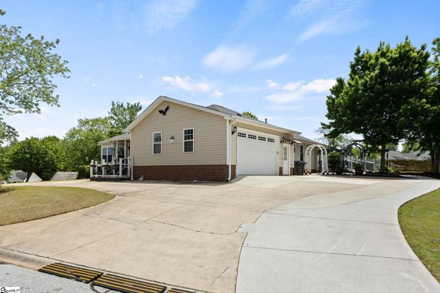 216 Cornelson Drive, Greer, SC 29651