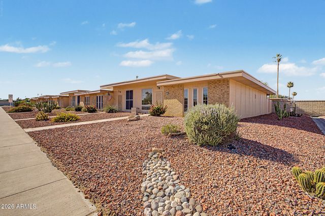 9902 W CEDAR Drive, Sun City, AZ 85351
