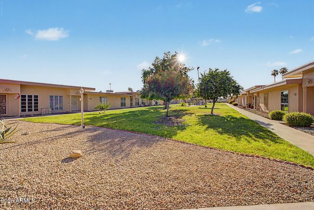 9902 W CEDAR Drive, Sun City, AZ 85351