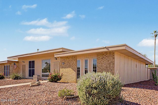 9902 W CEDAR Drive, Sun City, AZ 85351