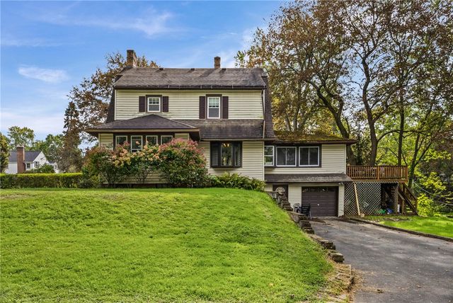 129 Frankland Road, Irondequoit, NY 14617