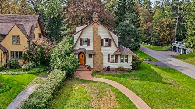129 Frankland Road, Irondequoit, NY 14617