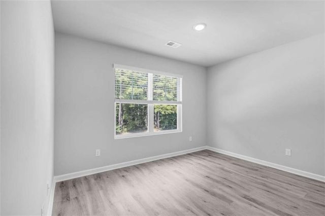 6613 Beaver Creek Trail, Atlanta, GA 30349
