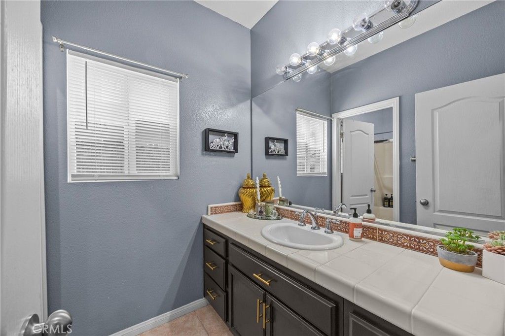 Image 16 of property listing at 12940 Blair Street, Victorville, CA 92392