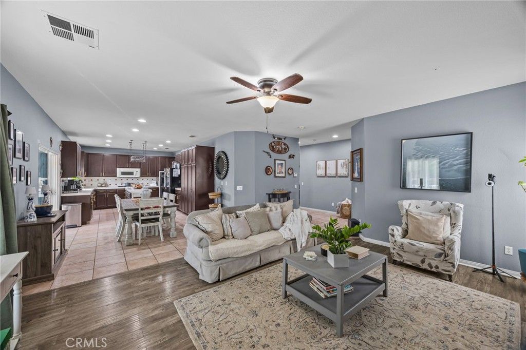 Image 8 of property listing at 12940 Blair Street, Victorville, CA 92392