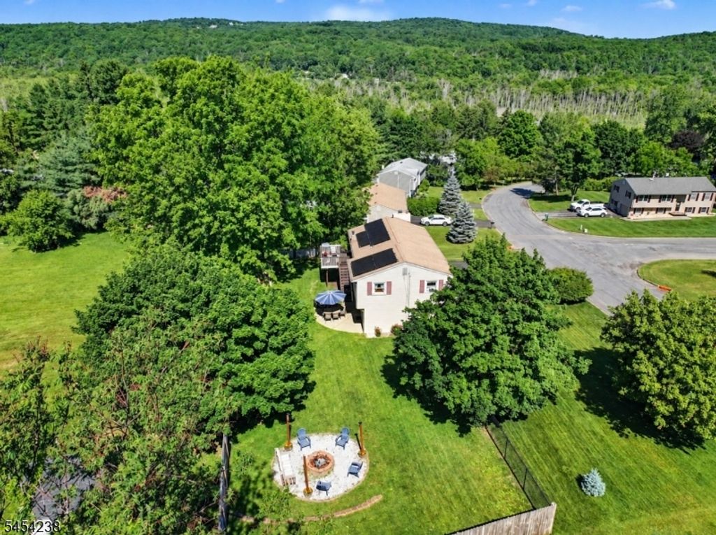 14 Bettino Dr, Ogdensburg Boro, NJ 07439 — photo 2