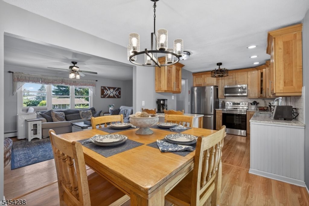 14 Bettino Dr, Ogdensburg Boro, NJ 07439 — photo 5
