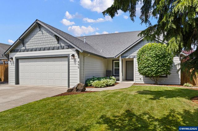 495 Lavender St, Silverton, OR 97381