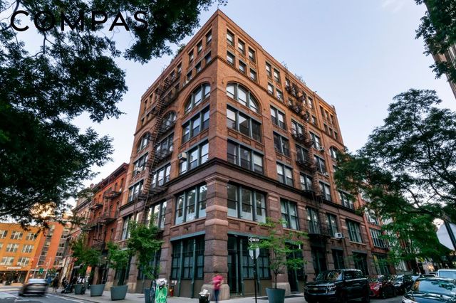 10 Bleecker St Apt 1B, New York City, NY 10012