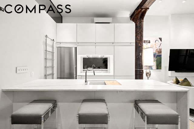 10 Bleecker St Apt 1B, New York City, NY 10012