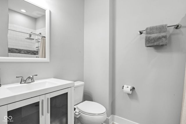 2018 Hoyt Avenue, Indianapolis, IN 46203