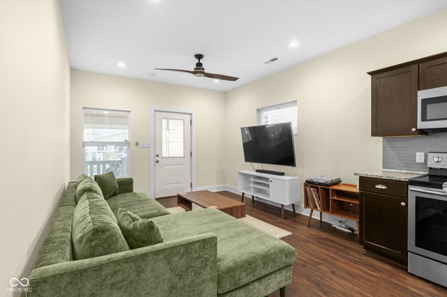 2018 Hoyt Avenue, Indianapolis, IN 46203