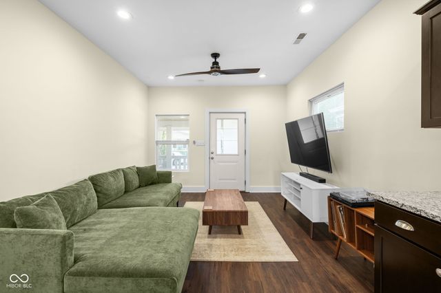 2018 Hoyt Avenue, Indianapolis, IN 46203