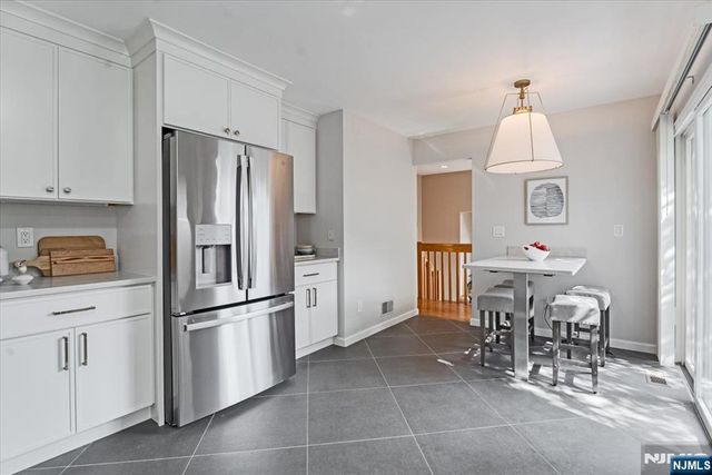 25 Knutsen Drive 216, West Orange, NJ 07052