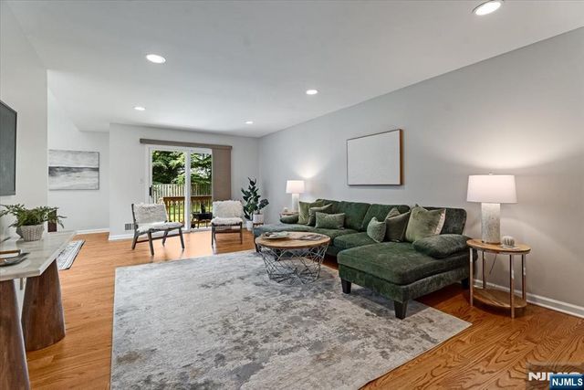 25 Knutsen Drive 216, West Orange, NJ 07052