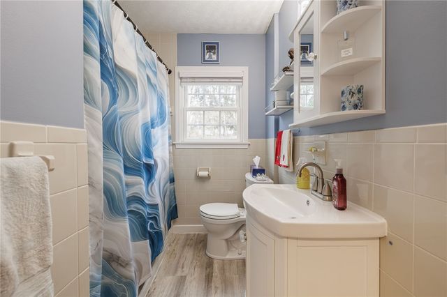 942 Whitney Road West, Perinton, NY 14450