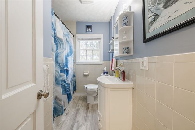 942 Whitney Road West, Perinton, NY 14450