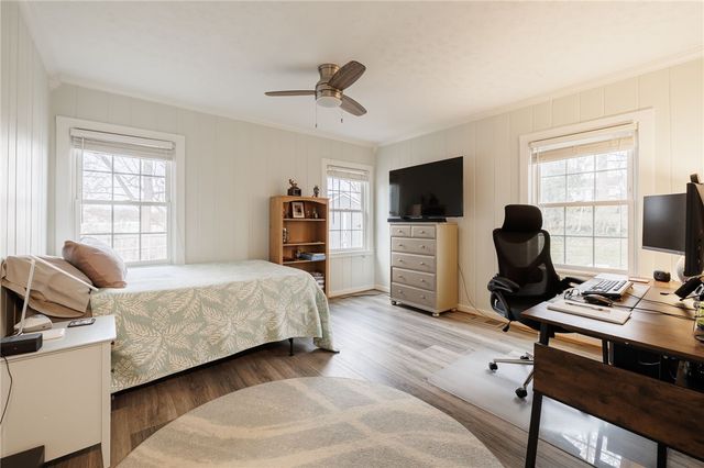 942 Whitney Road West, Perinton, NY 14450