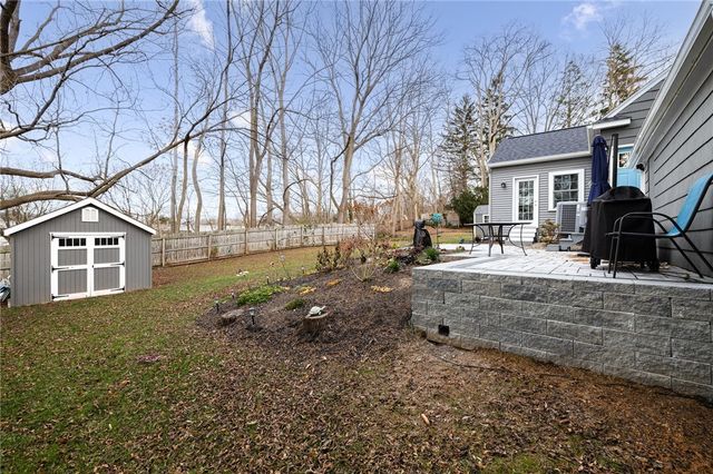 942 Whitney Road West, Perinton, NY 14450